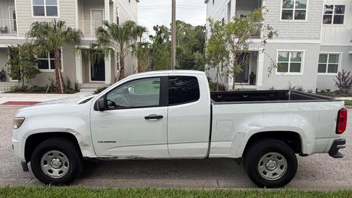 White 2018 Chevrolet Colorado WT