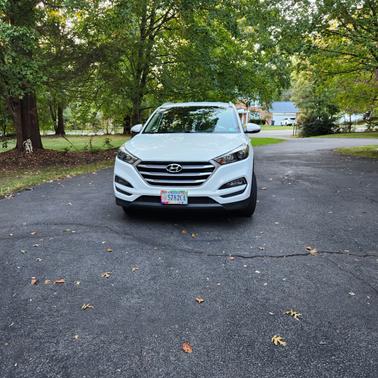 2018 Hyundai TUCSON SEL Plus