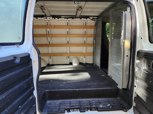 2018 GMC Savana 2500 Work Van
