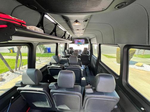 Black 2019 Mercedes-Benz Sprinter 2500 High Roof