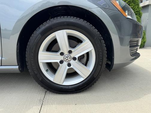 2015 Volkswagen Golf DSG TDI S
