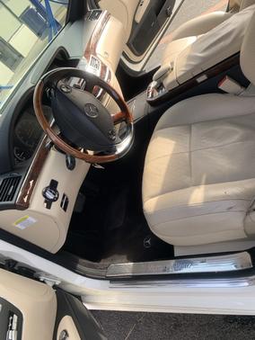 White 2009 Mercedes-Benz S-Class S 550 4MATIC
