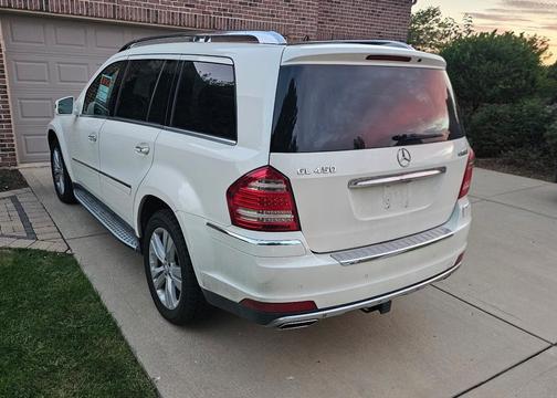 White 2012 Mercedes-Benz GL-Class GL 450 4MATIC