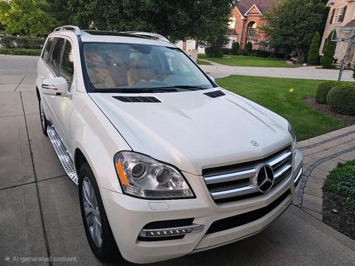 White 2012 Mercedes-Benz GL-Class GL 450 4MATIC