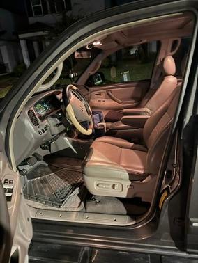 Silver 2005 Toyota Sequoia SR5
