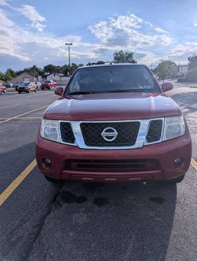 2010 Nissan Pathfinder SE