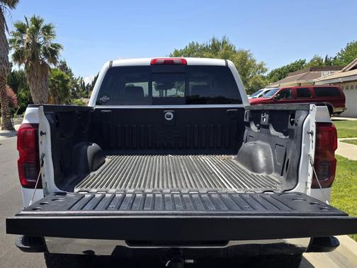 White 2016 Chevrolet Silverado 1500 1LZ