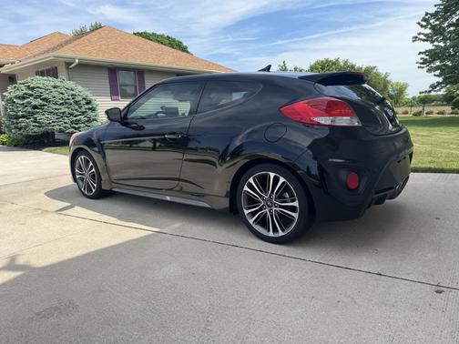 Black 2015 Hyundai Veloster Turbo