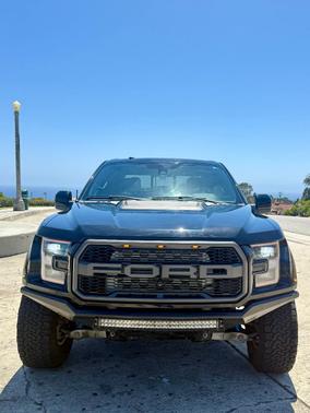 Black 2018 Ford F-150 Raptor