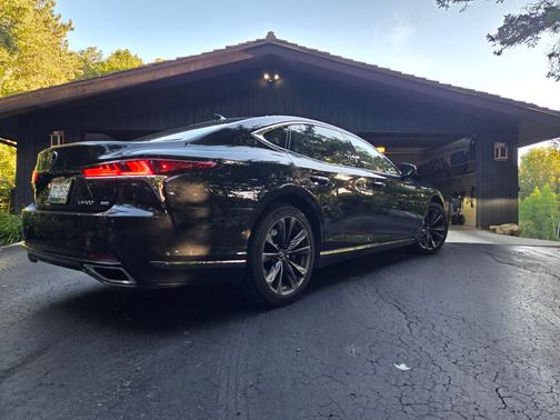 2018 Lexus LS 500 F Sport