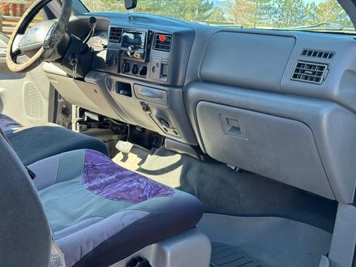 2003 Ford F-250 XL SuperCab Super Duty