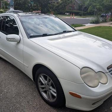 White 2002 Mercedes-Benz C-Class C230