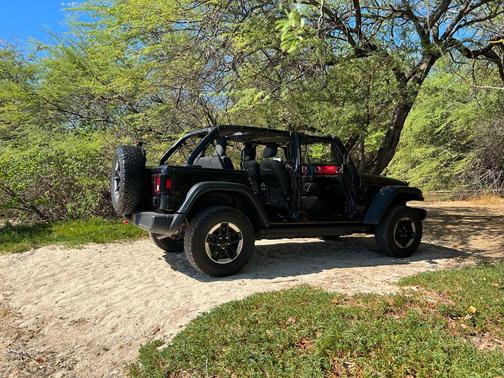 Black 2018 Jeep Wrangler Unlimited Rubicon