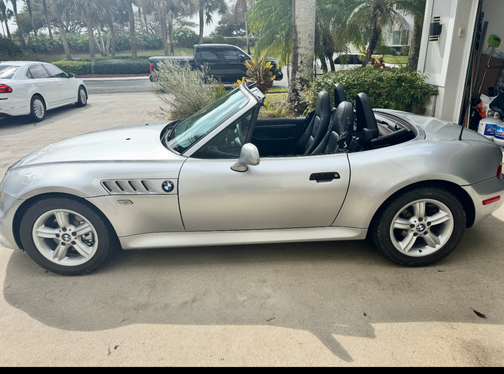 2002 BMW Z3 2.5i Roadster