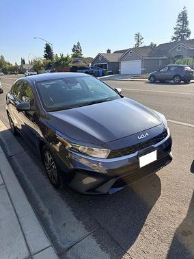 Gray 2023 Kia Forte LXS