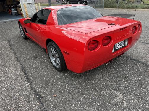 Red 2002 Chevrolet Corvette Z06