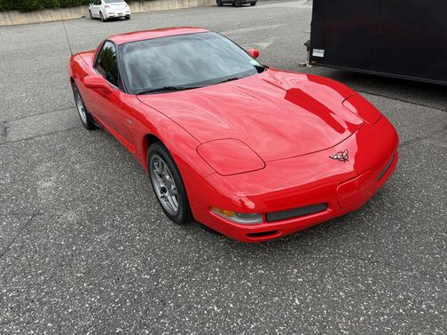 Red 2002 Chevrolet Corvette Z06
