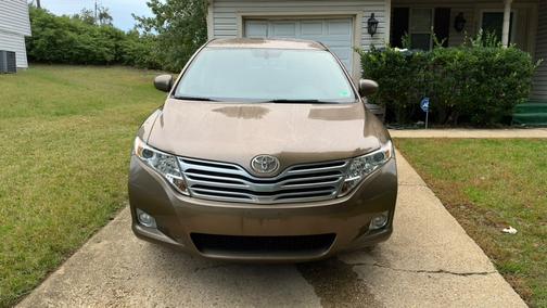Brown 2010 Toyota Venza Base