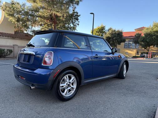 2013 MINI Hardtop Cooper