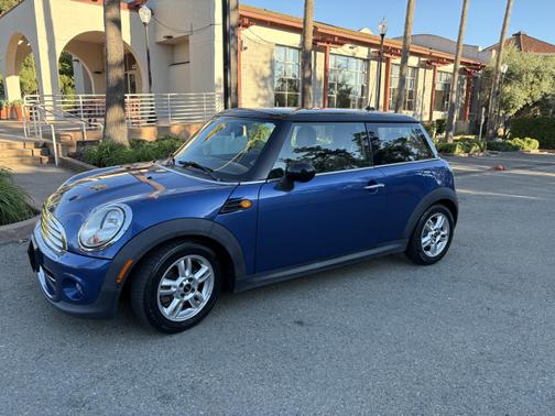 2013 MINI Hardtop Cooper