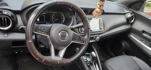 2019 Nissan Kicks SR