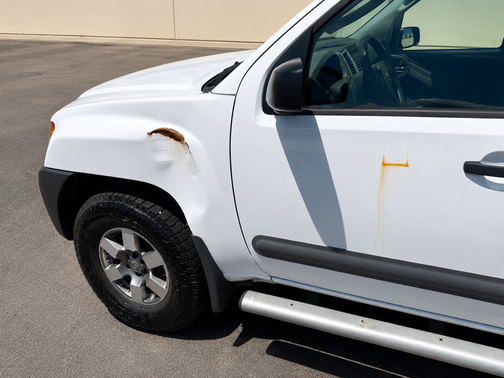 White 2011 Nissan Xterra Pro-4X