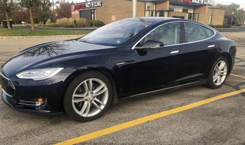 2015 Tesla Model S 85D