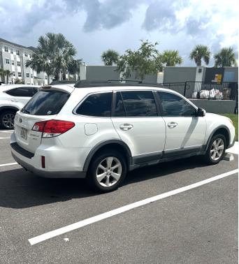 2013 Subaru Outback 2.5i Premium