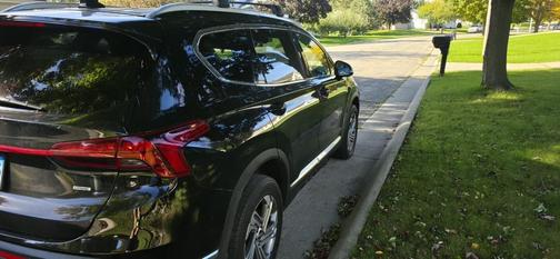 Black 2022 Hyundai SANTA FE SEL