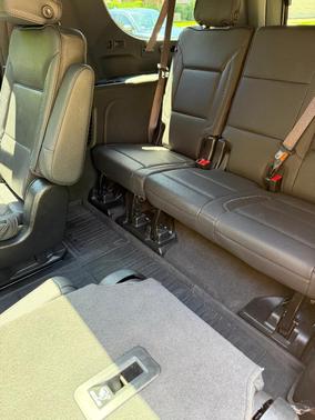 White 2024 GMC Yukon XL Denali