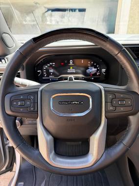 White 2024 GMC Yukon XL Denali