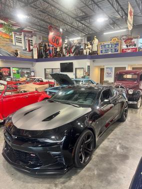 Black 2017 Chevrolet Camaro 1SS