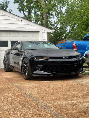 Black 2017 Chevrolet Camaro 1SS