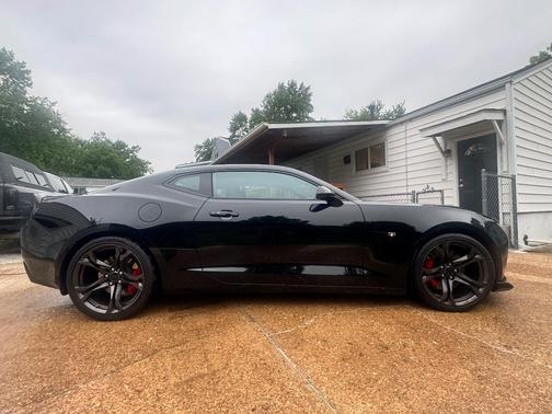 Black 2017 Chevrolet Camaro 1SS