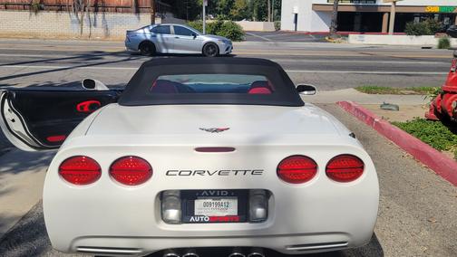 2002 Chevrolet Corvette Base