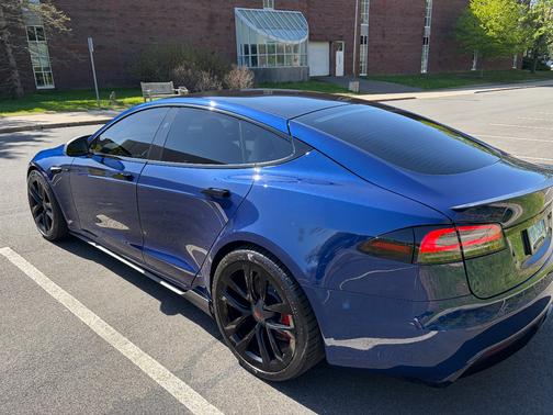 Blue 2024 Tesla Model S Plaid