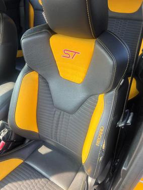 Yellow 2013 Ford Focus ST Base
