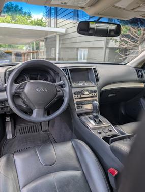 2013 INFINITI G37 x
