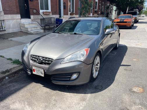 2011 Hyundai Genesis Coupe 3.8 Grand Touring