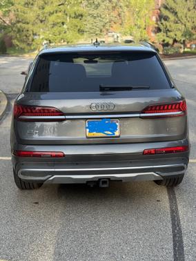 2021 Audi Q7 55 Premium Plus