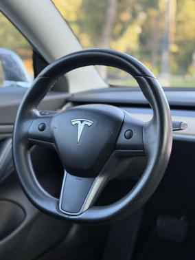 2018 Tesla Model 3 Mid Range