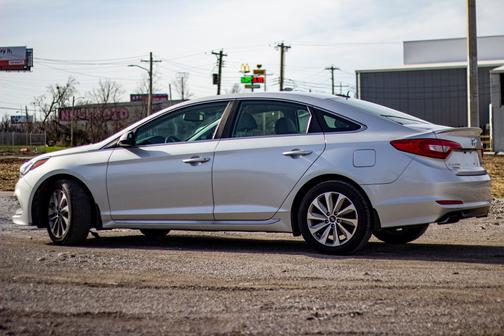 2015 Hyundai SONATA Sport