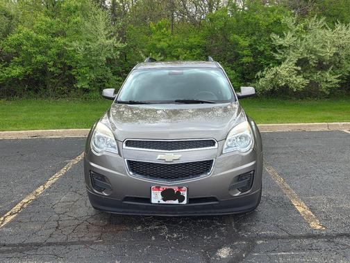 Gold 2012 Chevrolet Equinox 1LT