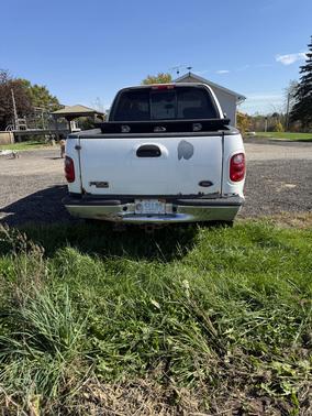 White 2003 Ford F-150 Lariat SuperCrew