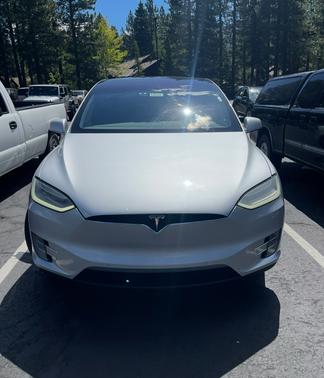 2018 Tesla Model X 75D