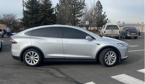2018 Tesla Model X 75D