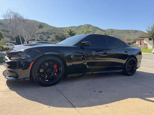 2017 Dodge Charger SRT Hellcat