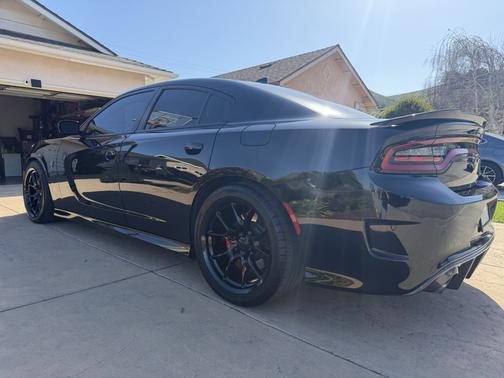 2017 Dodge Charger SRT Hellcat