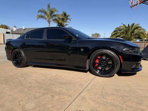 2017 Dodge Charger SRT Hellcat