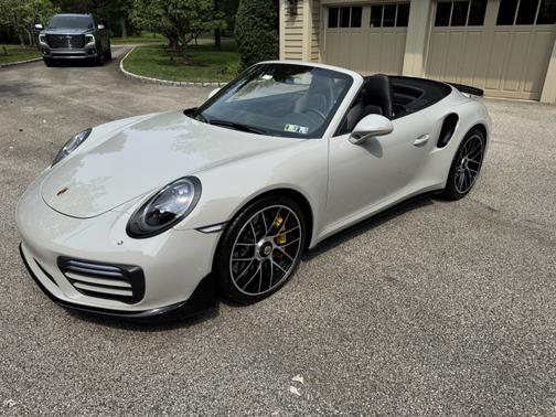 2018 Porsche 911 Turbo S